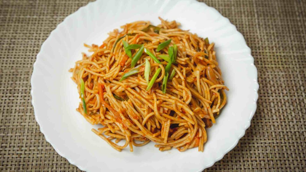 chinese food noodles